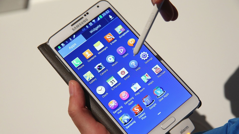 سامسونج تخطط لإطلاق هاتف منحني جديد من فئة جالاكسي