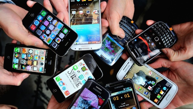 52% من الهواتف المستخدمة في الإمارات ذكية