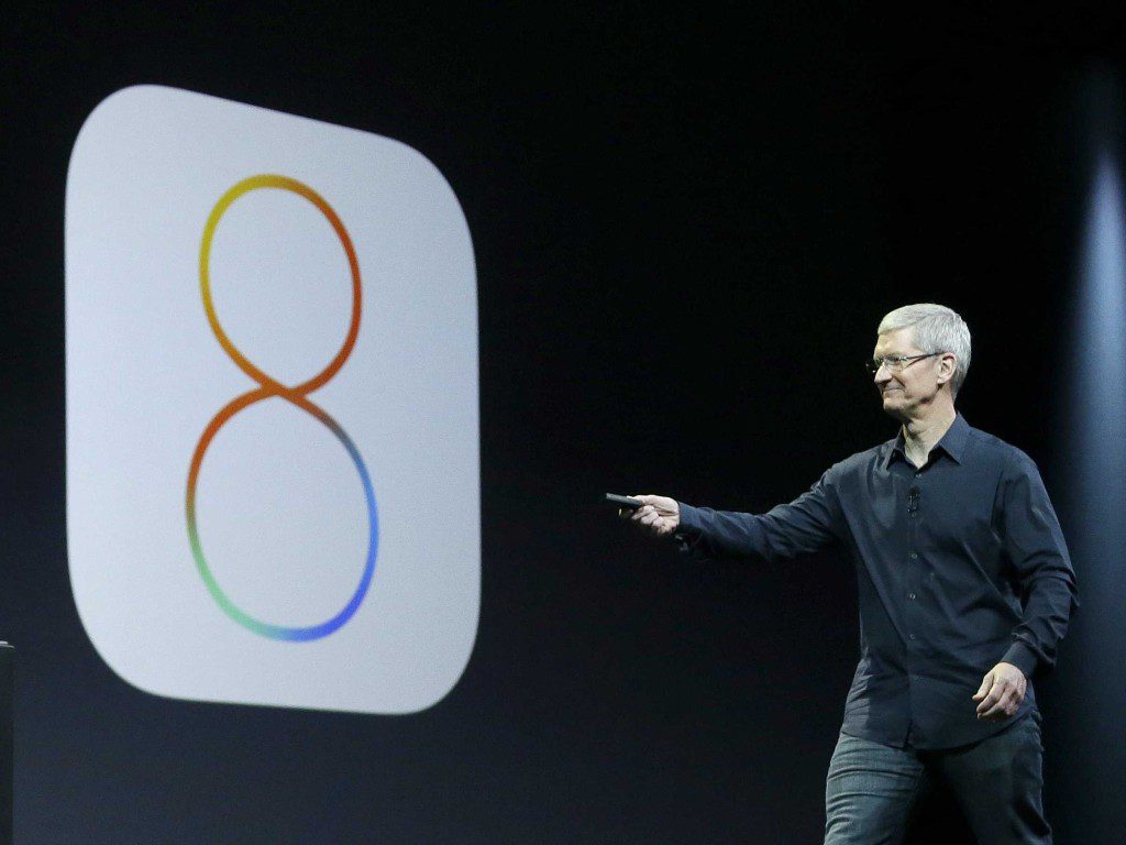 أبل تعالج مشكلة iOS 8.0.1 بتحديث جديد
