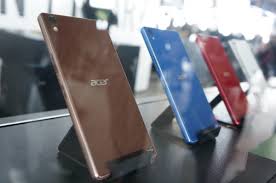 آيسر تكشف عن هاتف Acer Liquid E2 بثلاث شرائح اتصال