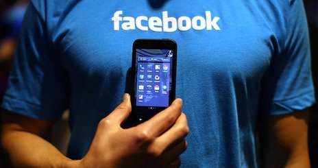 ارتفاع إيرادات فيسبوك في الربع الأخير من العام الماضي