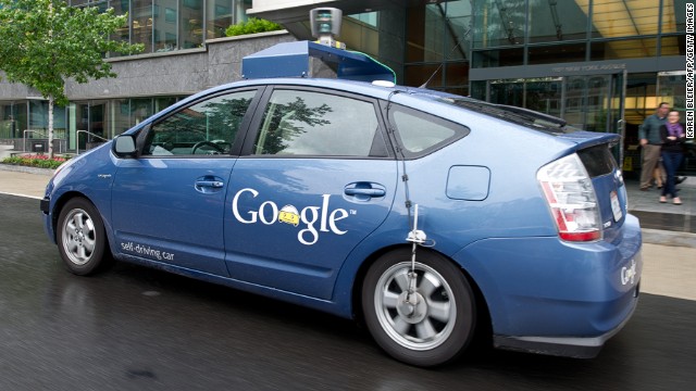 بالفيديو.. غوغل تختبر سيارتها ذاتية القيادة على شوارع المدن