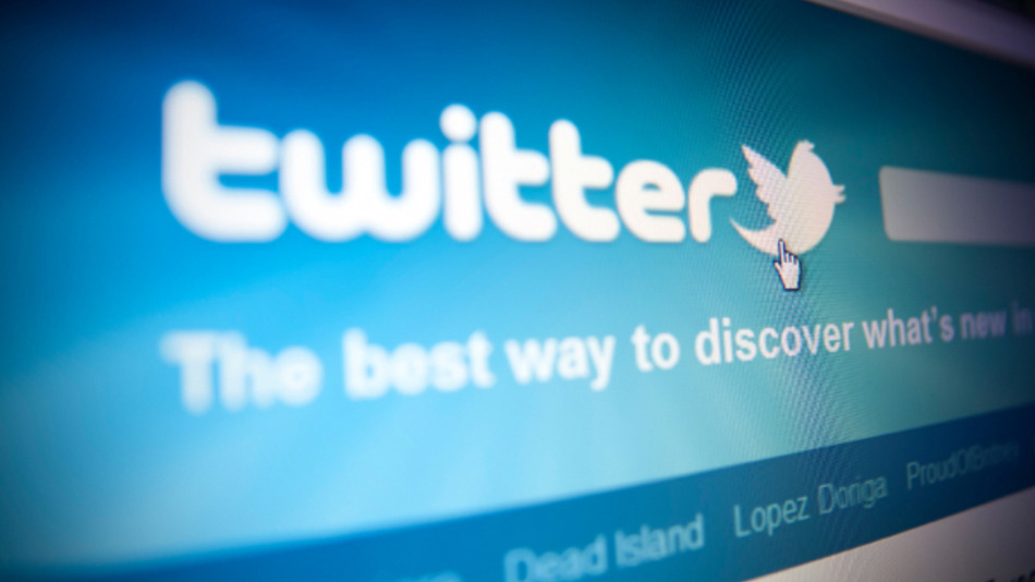 روسيا تطلب من تويتر إغلاق 10 حسابات