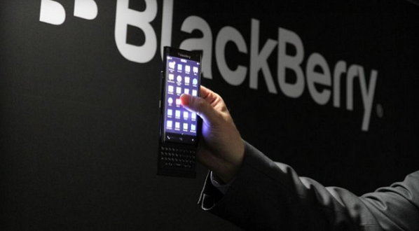 بلاكبيري تستعد لإطلاق هاتف ذكي جديد ذو شاشة منحنية