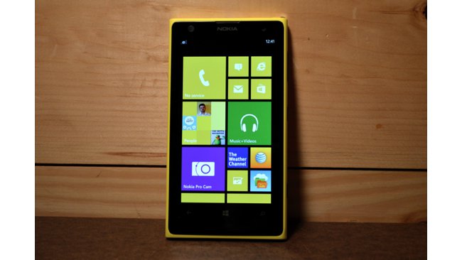 مايكروسوفت تجهز لإطلاق Lumia 650