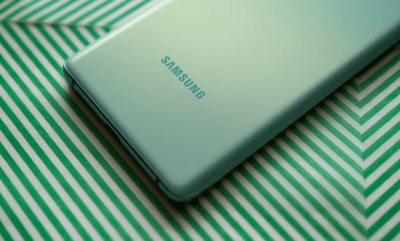سامسونج تلغي إطلاق هاتف Galaxy S21 FE