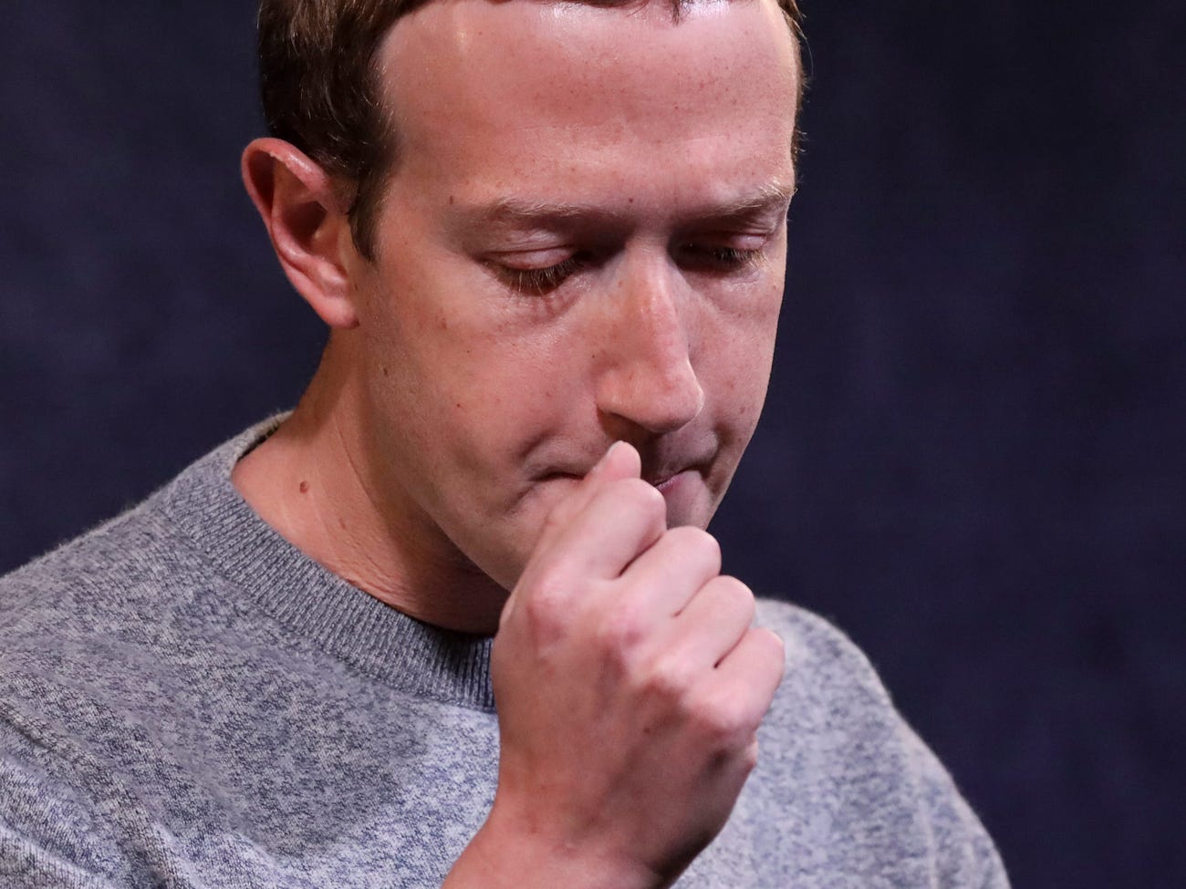 تغريم فيسبوك بسبب تتبع المستخدمين حتى مع غلق المنصة