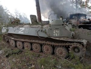 دبابة روسية في أوكرانيا تحمل حرف Z