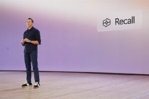 أداة الاستدعاء Recall من مايكروسوفت
