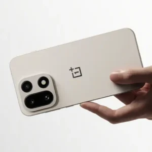 هاتف OnePlus 15
