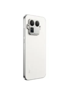 صورة مسربة لهاتف Realme GT 8 Pro (1)