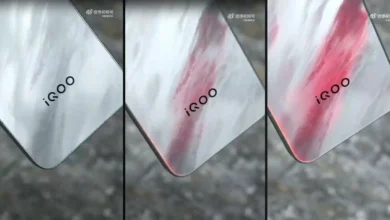 لون الجانب الخلفي لهاتف iQOO 15 يتغير بين عدة ألوان