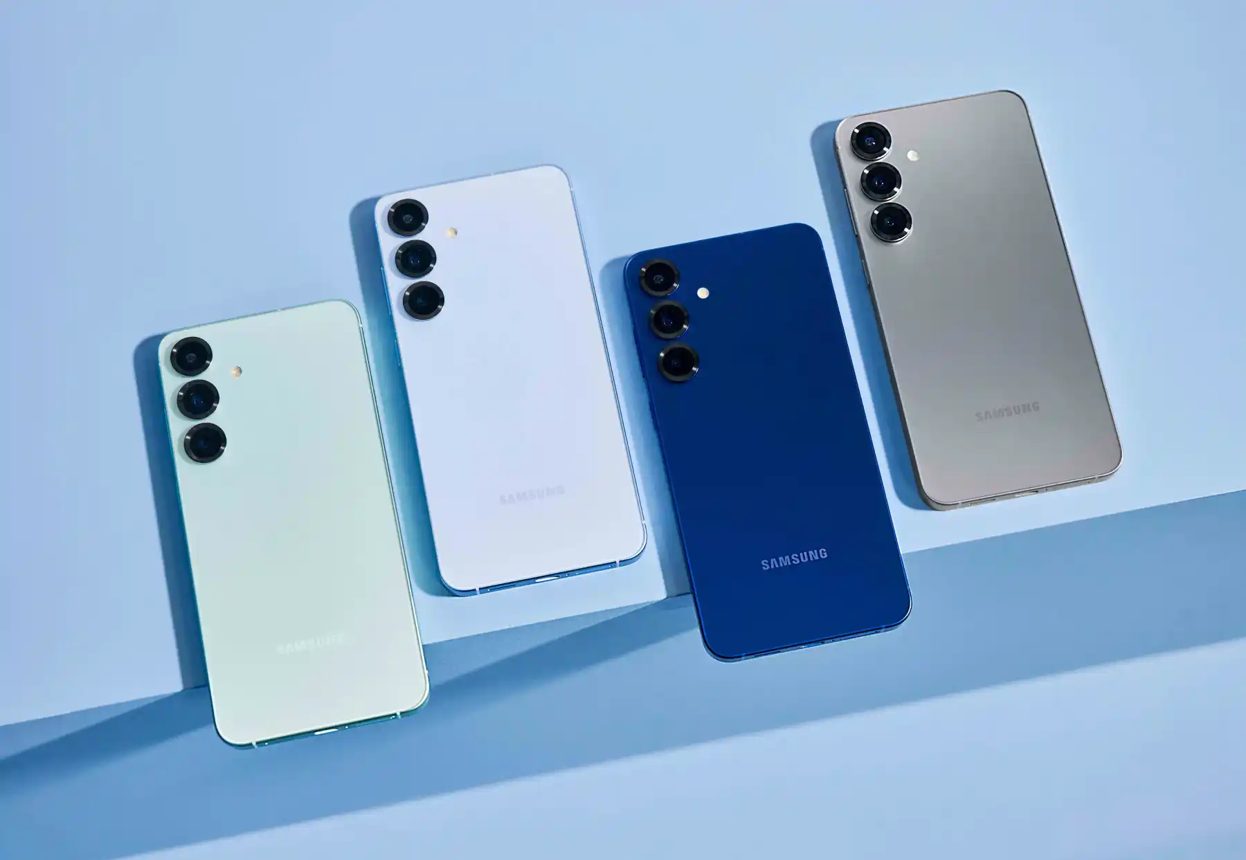 أندرويد 16 سيبدأ بالوصول إلى سلسلة Galaxy S25