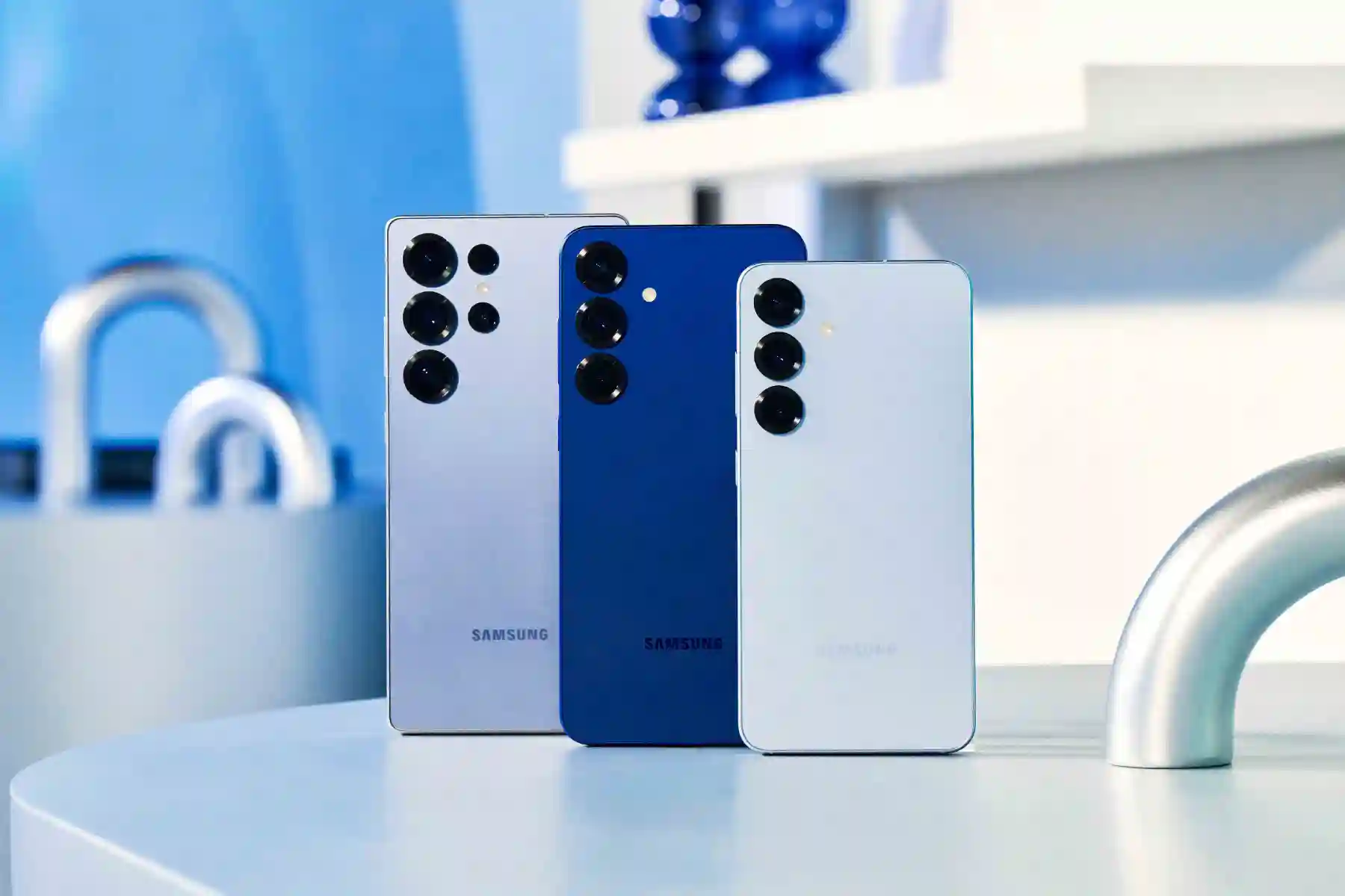 عائلة سامسونج جالكسي إس 26 لن تتضمن Edge 26 ولا S26 Pro حسب التقارير
