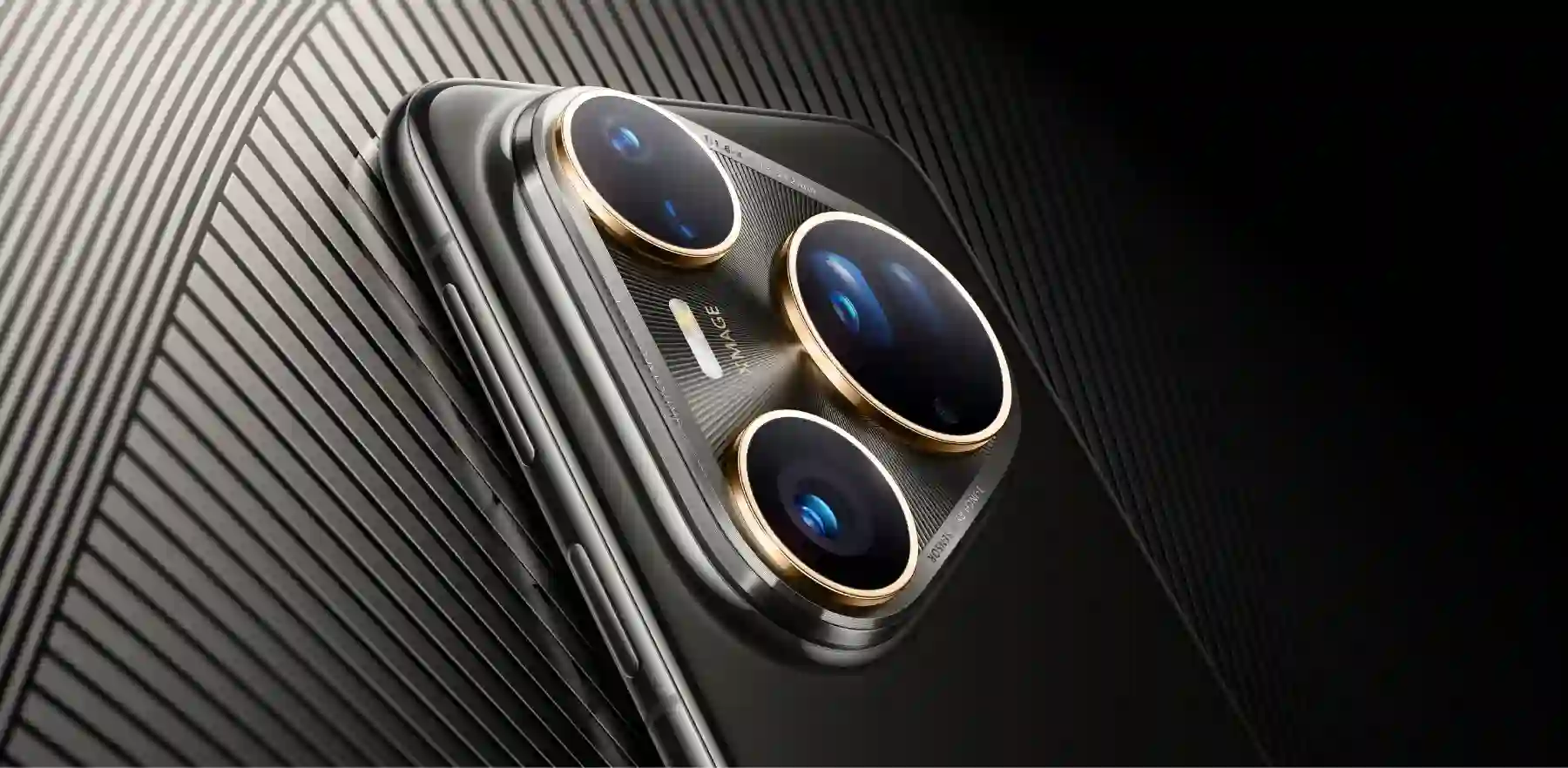 هاتف Pura 90 قد يكون الأول في العالم بكاميراتين 200 ميجابكسل