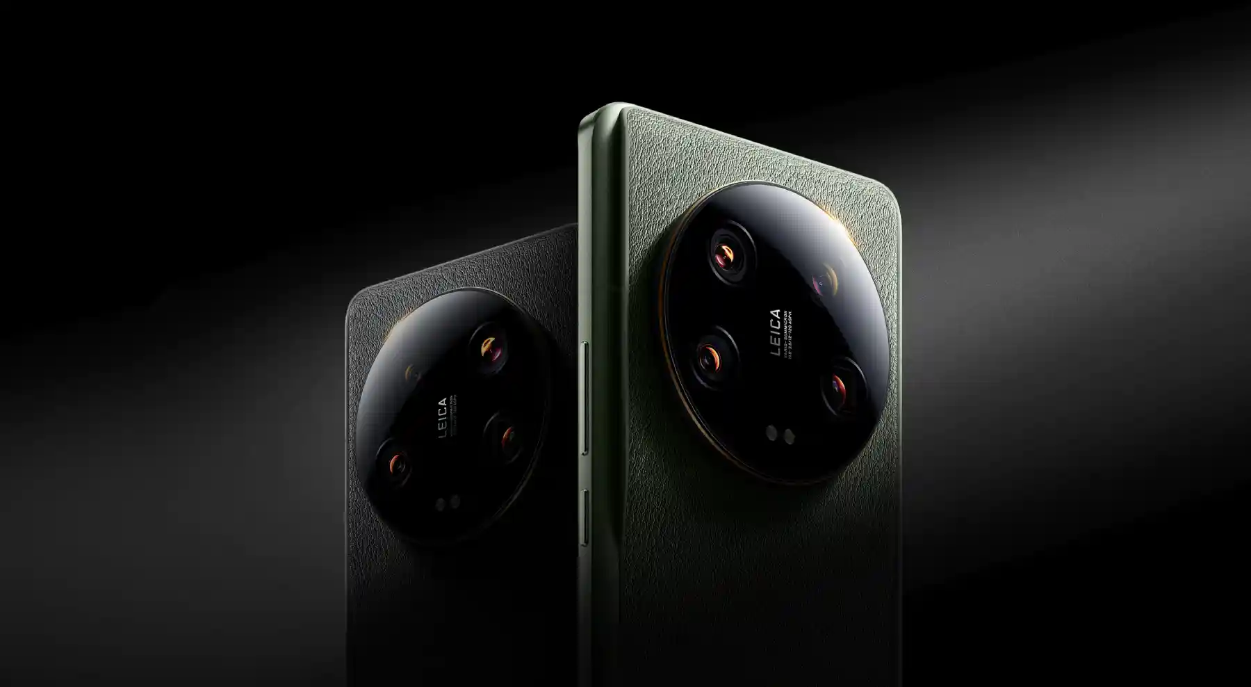 هاتف Xiaomi 13 Ultra أحد أجهزة عديدة من شاومي ستحصل على أندرويد 17 بواجهة هايبر أو إس 3.0