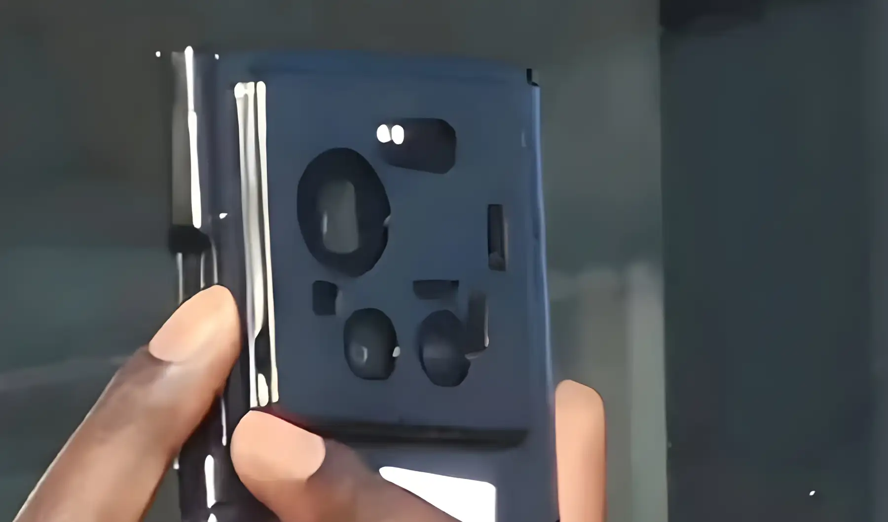 هذه أول صورة مسربة مزعومة لهاتف شاومي 17 ألترا