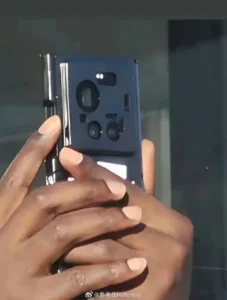 صورة مسربة لهاتف شاومي 17 ألترا | Referline