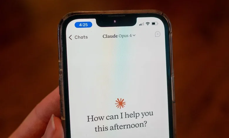 فضيحة التعاون مع الحكومة الأمريكية تدفع مستخدمي ChatGPT للانتقال إلى Claude