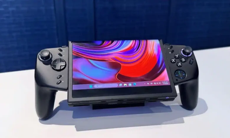 لينوفو تبهر العالم بالكشف عن حاسوب للألعاب بشاشة قابلة للطي