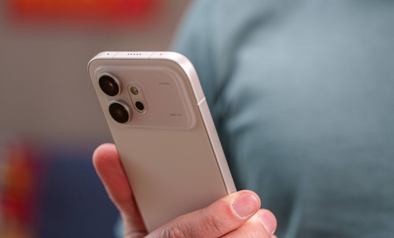 مراجعة شاملة لهاتف Honor 600
