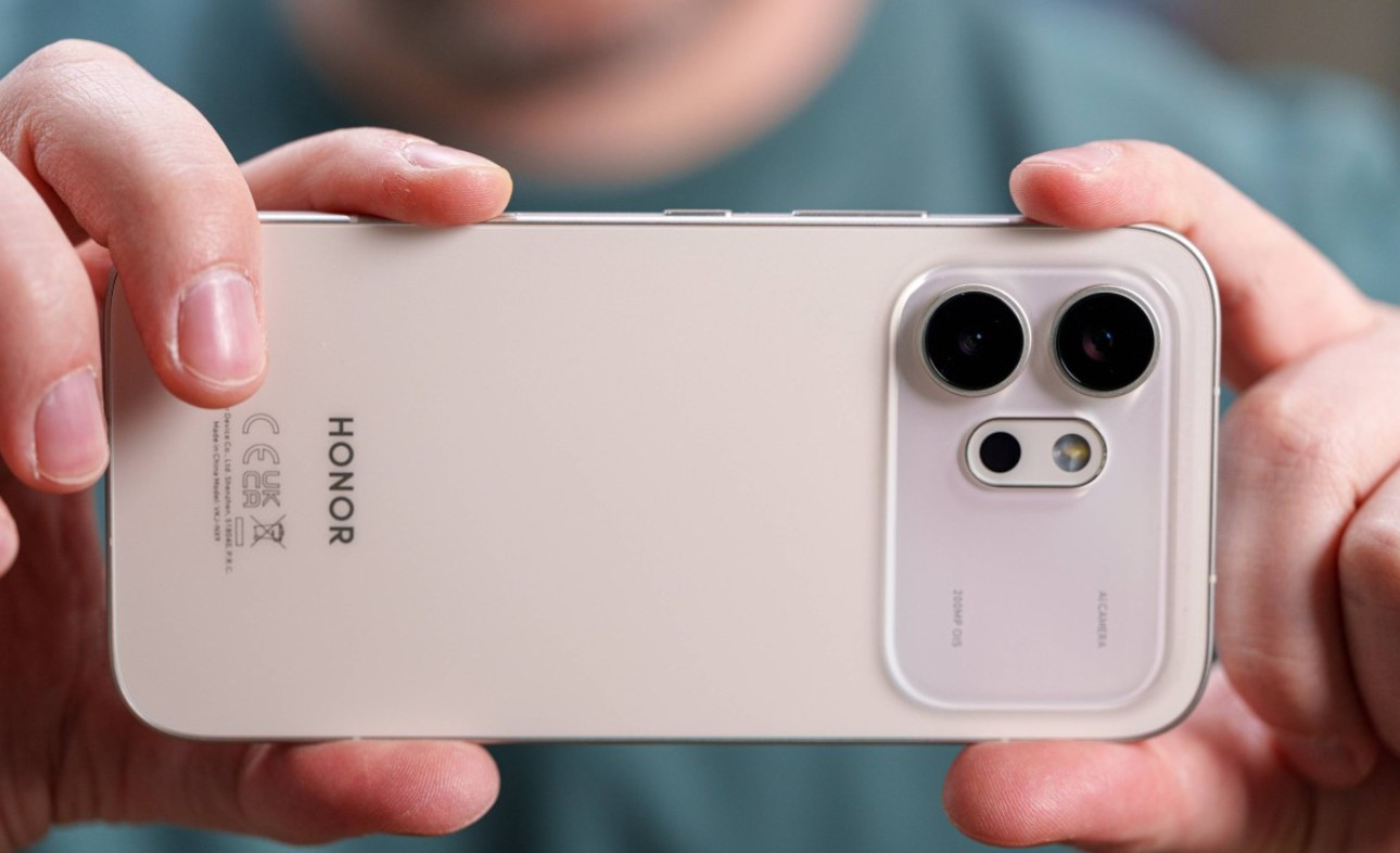 مراجعة شاملة لهاتف Honor 600